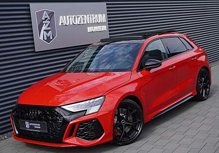 Audi RS3 SPORTBACK|QUATTRO|RS-SITZE|PANORAMA|MATRIX|