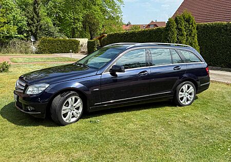 Mercedes-Benz C 220 T CDI DPF (BlueEFFICIENCY) Avantgarde