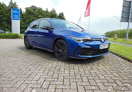 VW Golf Volkswagen VIII TSI DSG 4M R-LINE/AHK/PANO/DCC/HUD/18"