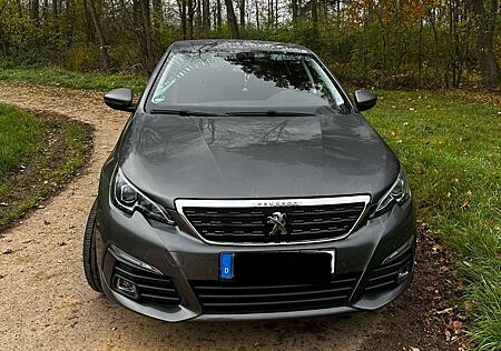 Peugeot 308 PureTech 130 GPF Stop