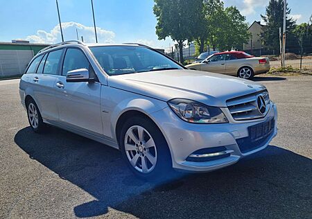 Mercedes-Benz C 220 T CDI DPF (BlueEFFICIENCY) Avantgarde