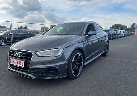 Audi A3 1.4 TFSI DSG S-line Sportpaket 2Hd ufrei Scheckhft