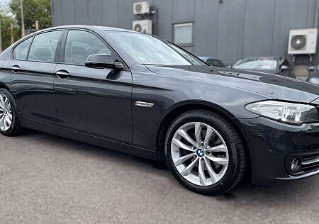 BMW 520 d Lim xDrive Sport *1. Hand/Navi/AHK/18"Alus*