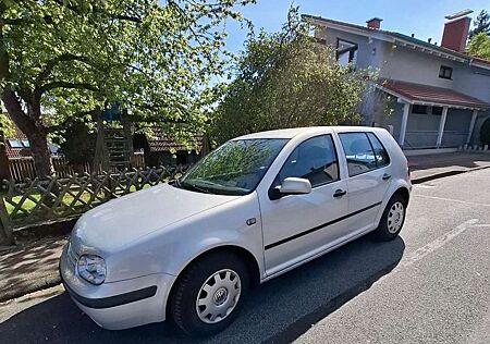 VW Golf Volkswagen 1.4