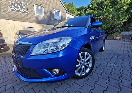Skoda Fabia Ambition/Klimaaut/PDC/Sitzhzg/Tempom/Alu/TÜVNEU