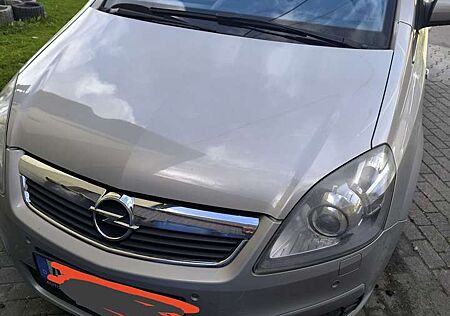Opel Zafira 1.9 CDTI Sport