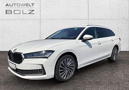 Skoda Superb Combi 1.5 TSI L&K HUD AHK Panodach Leder 360 Grad