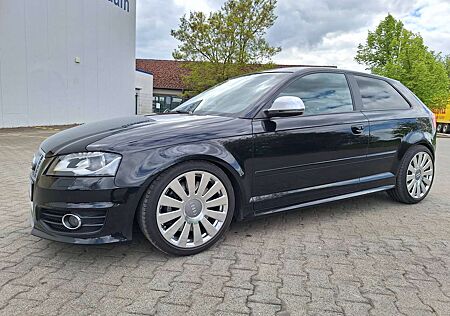 Audi S3 S3 8P 2,0 TFSI Quattro, 265 PS, Xenon, 1. Hand