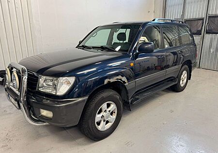 Toyota Land Cruiser 4.7 V8 Special Auto 7 Sitzer J100
