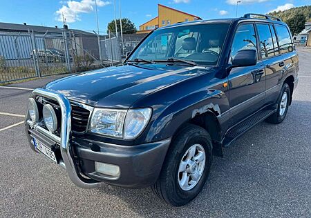 Toyota Land Cruiser 4.7 V8 Special Auto 7 Sitzer J100