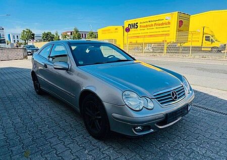 Mercedes-Benz C 180 Coupe facelift*Panorama*TÜV NEU*Tempomat