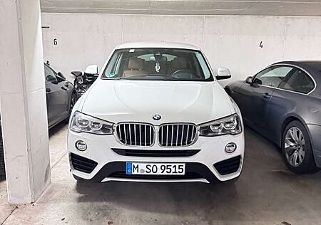 BMW X4 xDrive30d Modell Advantage