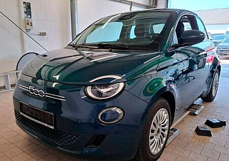 Fiat 500E 320 Km Reichweite Navi - Allwetter