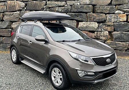 Kia Sportage +2.0+CRDi+4WD+Attract