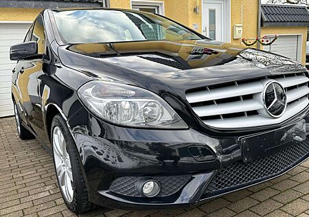 Mercedes-Benz B 180 (BlueEFFICIENCY) Sportstourer