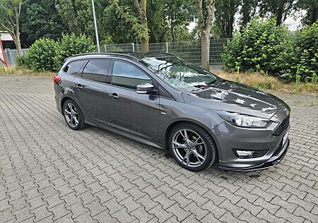 Ford Focus Turnier 1.0 EcoBoost Start-Stopp-System ST-Line