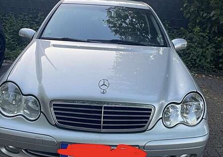Mercedes-Benz C 180 Kompressor (203.046)