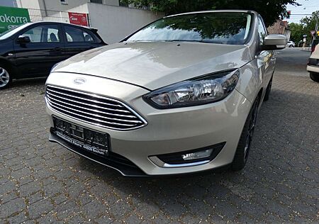 Ford Focus Titanium TOP Zustand