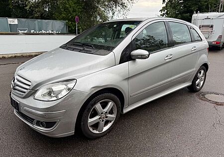 Mercedes-Benz B 180 B -Klasse CDI PDC Sitzheizung HU 11.2026