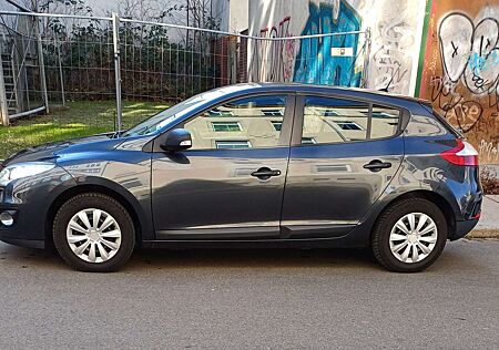 Renault Megane 1.6 16V 100 TomTom Edition