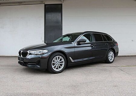 BMW 520 d xDrive Touring*Automatik*Head-Up*Aktive Ge.