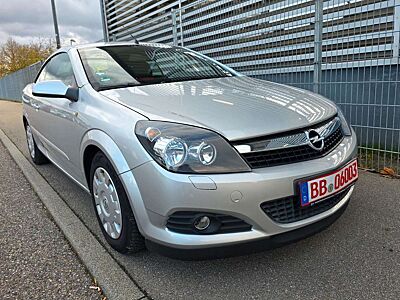 Opel Astra 1.8 Top Edition/NAVI/TÜV05.26/PDC/AHK/KLIM