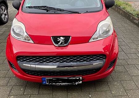 Peugeot 107 70 Filou