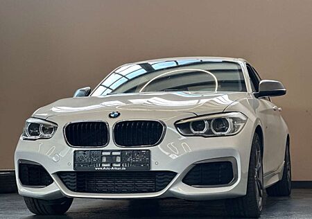 BMW 135 1 Lim. 5-trg. M135 i xDrive LED/Alcantara/