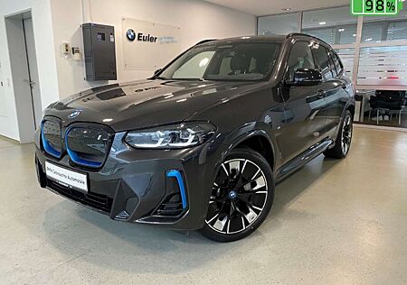 BMW iX3 M Sportpaket HUD LED AHK Navi Leder HK Soundsystem
