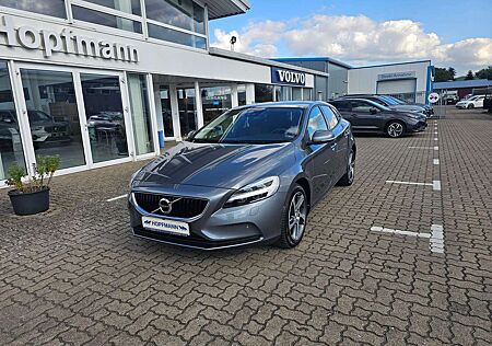 Volvo V40 T2 Momentum MT AHK / BLIS / ACC / Kamera