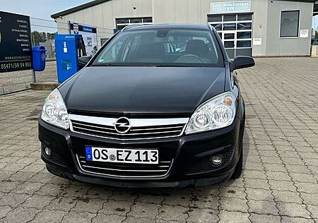 Opel Astra 1.6 Caravan Edition