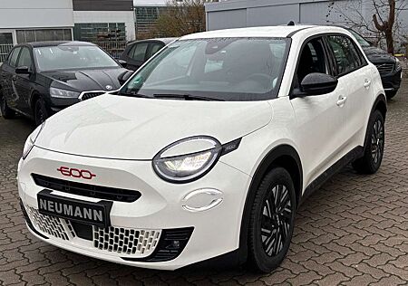 Fiat 600e 115 kW Red