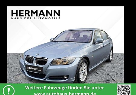 BMW 325 i AHK*Xenon*PDC v+h*Klimaaut*Alu*Tempomat