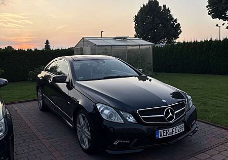 Mercedes-Benz E 350 CDI BlueEfficiency (207.322)