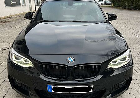 BMW 230i 230 Coupe Sport-Aut. M Sport