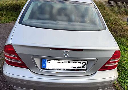 Mercedes-Benz C 180 C 180Classic