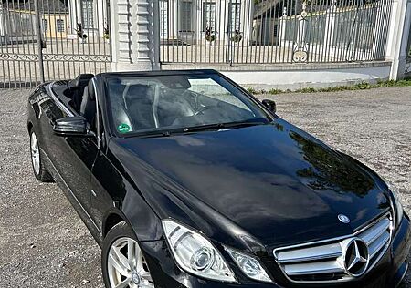 Mercedes-Benz E 200 CGI Cabrio BlueEFFICIENCY Automatik Avantgarde