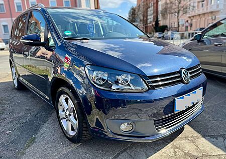 VW Touran Volkswagen Comfortline 1.2 TSI BMT/ 1.HAND/ LEDriving