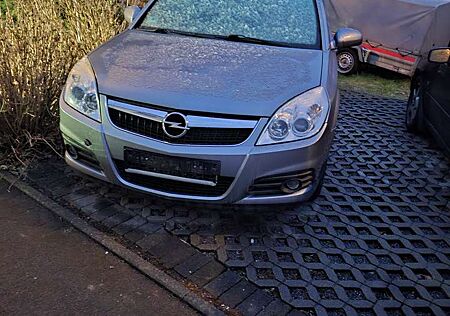 Opel Vectra Basis