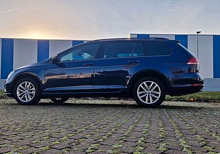 VW Golf Volkswagen VII Variant Comfortline ACC Kamera Garantie