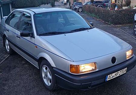 VW Passat Volkswagen 1.8 GL