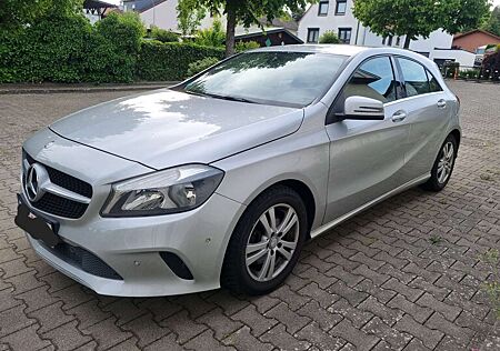 Mercedes-Benz A 180 Style Facelift Modell * Mit Garantie