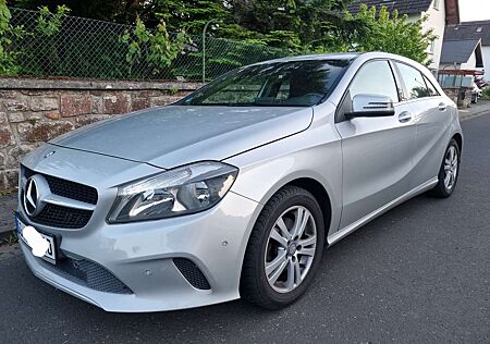 Mercedes-Benz A 180 Style Facelift Modell * Mit Garantie