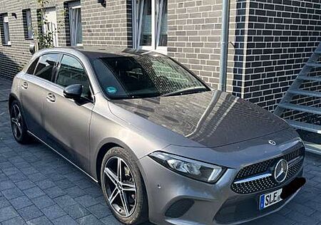 Mercedes-Benz A 200 d 8G-DCT Progressive