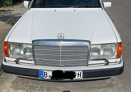 Mercedes-Benz E 260 4Matic