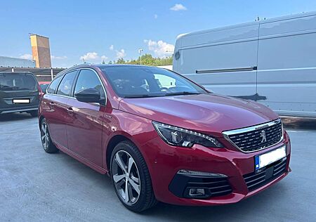 Peugeot 308 SW GT Line 1.5 BHDI EAT8 SHZ NAVI PDC PANORAMA