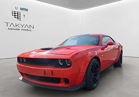 Dodge Challenger R/T 6.4  Scat Pack Widebody / LED