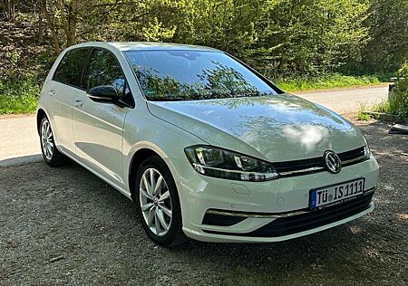 VW Golf Volkswagen VII Diesel 5-Türer 2.0 TDI IQ.DRIVE