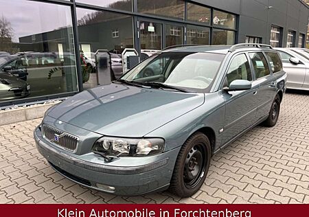 Volvo V70 2.4 Leder Navi SHZ PDC Temp AHK *TÜV 06/26*