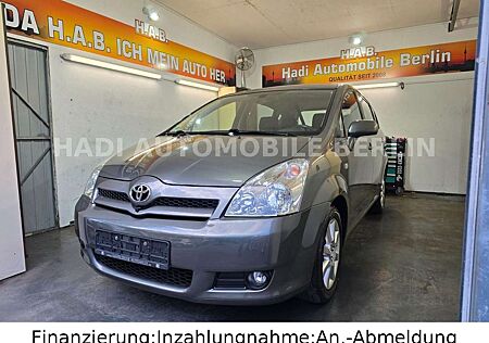 Toyota Corolla Verso 1.8Exec. AUTOMAT/7SITZ./1J.GARANTIE
